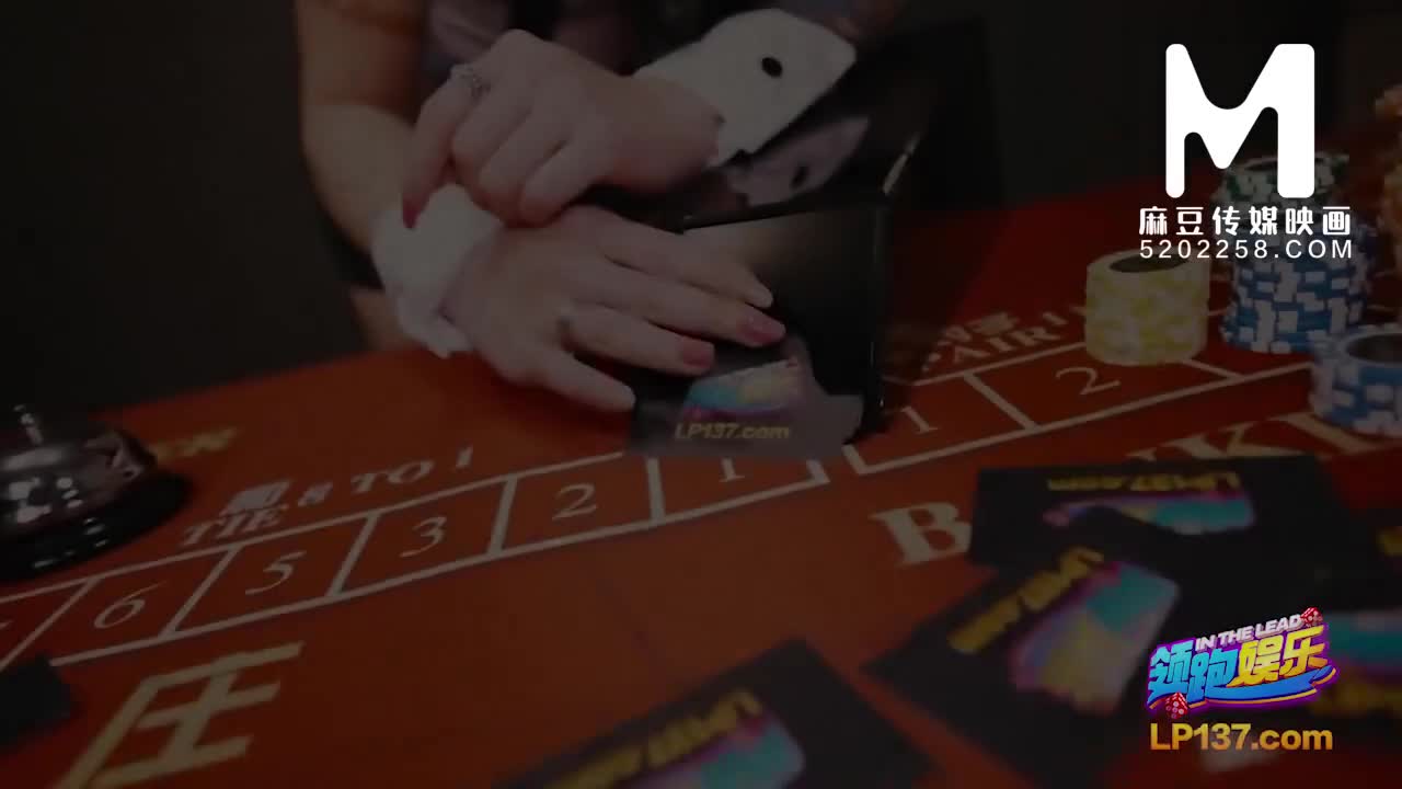 Talented chippie's feet action Free Porn Videos | BestPornHubs.