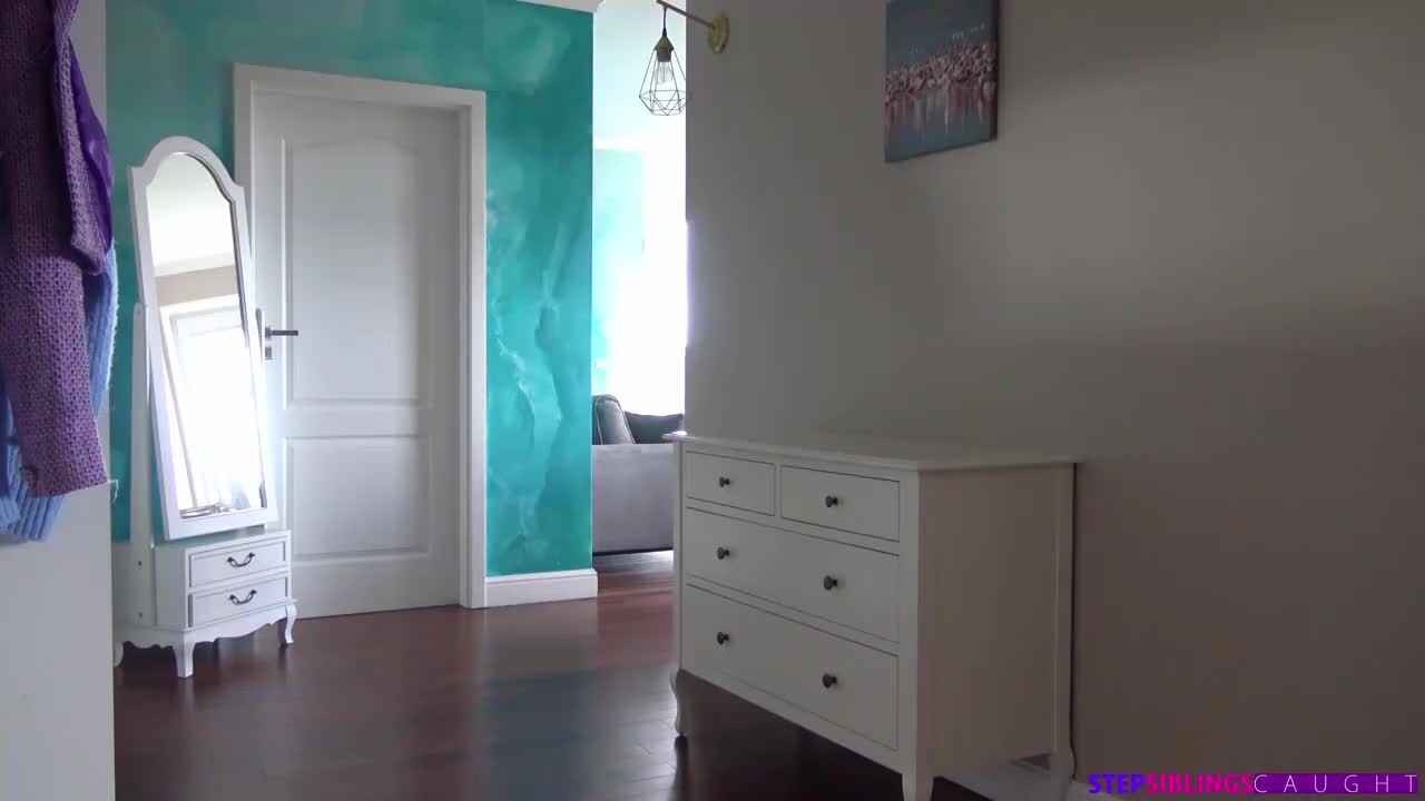 Watch graceful Ann Joy's trailer Free Porn Videos | BestPornHubs.