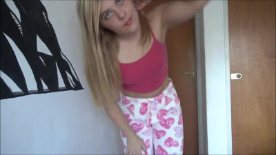 Watch sexy GF's action