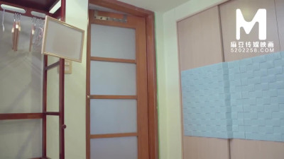 Watch nice-looking courtesan's trailer