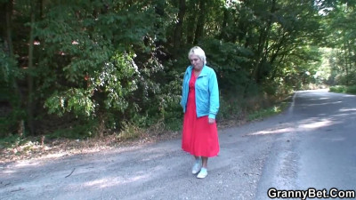 Spicy mate - blonde grandma xxx - Granny Bet