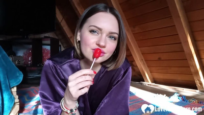 Hottie hussy's shaved clip