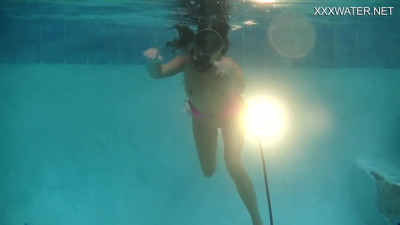 Indescribable Nora - underwater dildo clip - Underwater Show