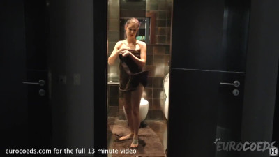 Girlie's babe clip by Euro Coeds