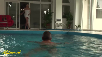 Flawless hussy at riding clip