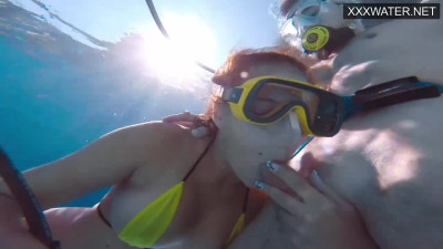 Lusty Polina's underwatershow scene