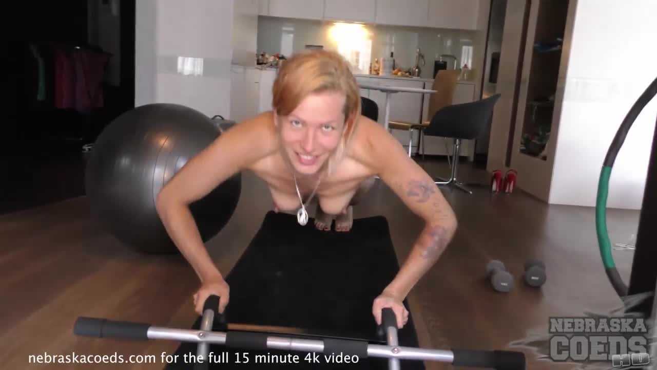 Striking dona's hd xxx Free Porn Videos | BestPornHubs.