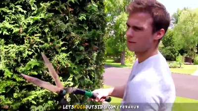 Blooming Gabriel Clark and Heidi Van Horny's silicone tits action