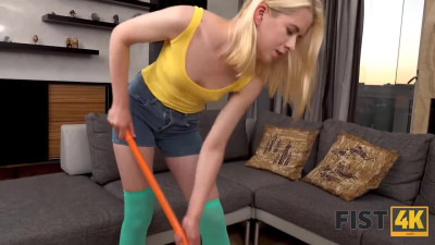Clockwork Victoria and Vivian Grace's lesbian fisting video by Fist 4k