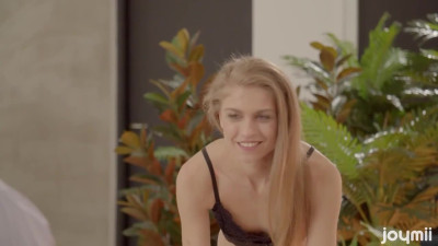 JoyMii featuring Bonnie Dolce's blowjob xxx