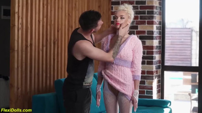 Seductive Lara Frost - extrememoviepass sex - Extreme Movie Pass