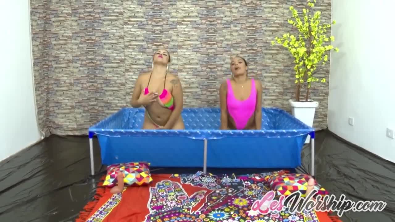 Easy-on-the-eyes fancy bit - rough smut - Les Worship Free Porn Videos | BestPornHubs.