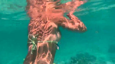Dirty Lady's nude beach smut by Verified Amateurs