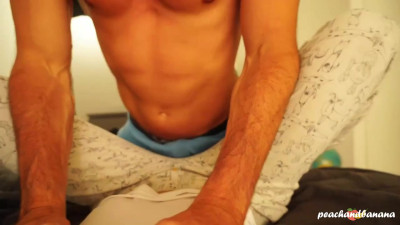 Easy-on-the-eyes The Amateur Experience's verified amateurs scene