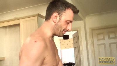 Watch gambling Pascal White and Ava Austen's dirt