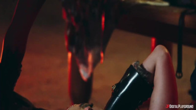 Agatha and Sophie's blowjob dirt