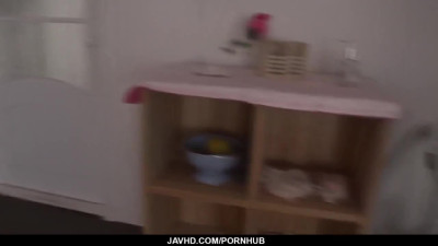 Yumi's vibrator video