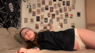 Watch fascinating YourSofia's smut