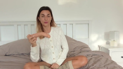 Watch exquisite The Real Roxy Fox's video