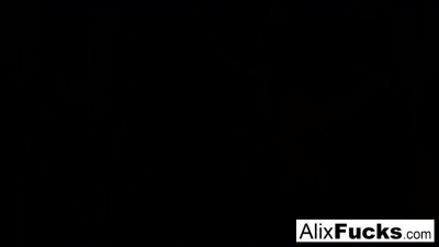 Watch glamour Alix Lynx's trailer