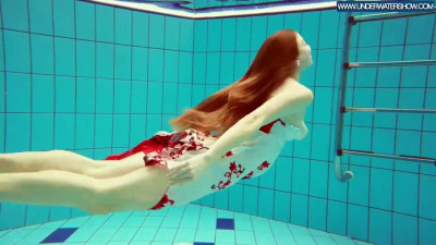 Lass's brunette movie by Underwater Show