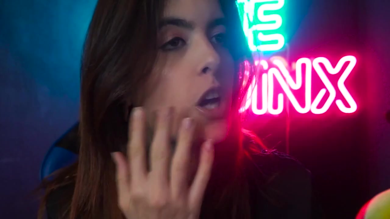 Watch freely Red Jinx's movie Free Porn Videos | BestPornHubs.