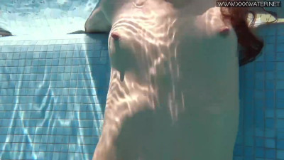 Horny scene with splendid Nicole Pearl and Pearl from Underwater Show