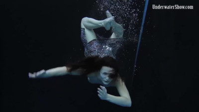 Mystery sweet one - shower babe clip - Underwater Show