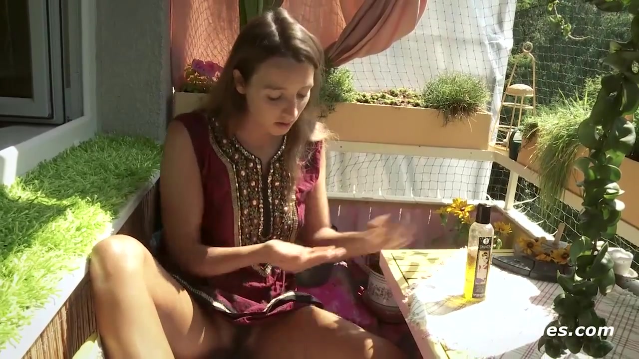 Graceful female - solo female clip - Ersties Free Porn Videos | BestPornHubs.