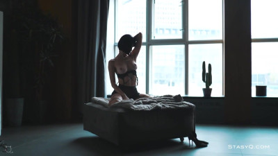 Squeaky MarfaQ at big tits scene