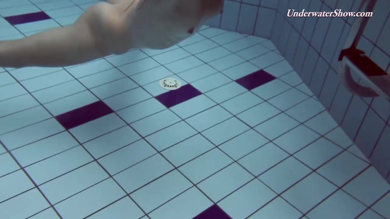 Cover-girl Liza's swimming pool porn Free Porn Videos | BestPornHubs.