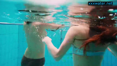Honey's babe scene by Underwater Show