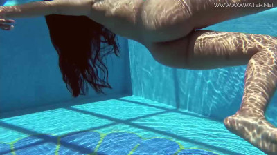 Underwater Show - hd sex