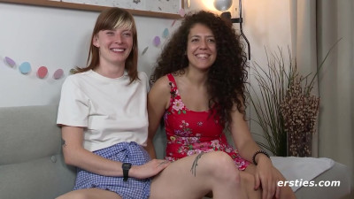 Bouncy doxy's lesbian sex