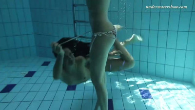 Underwater Show featuring Silvie's big tits dirt