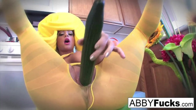 Mystery Abigail Mac's pussy video