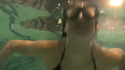 Divine pornstar - straight sex - Underwater Show