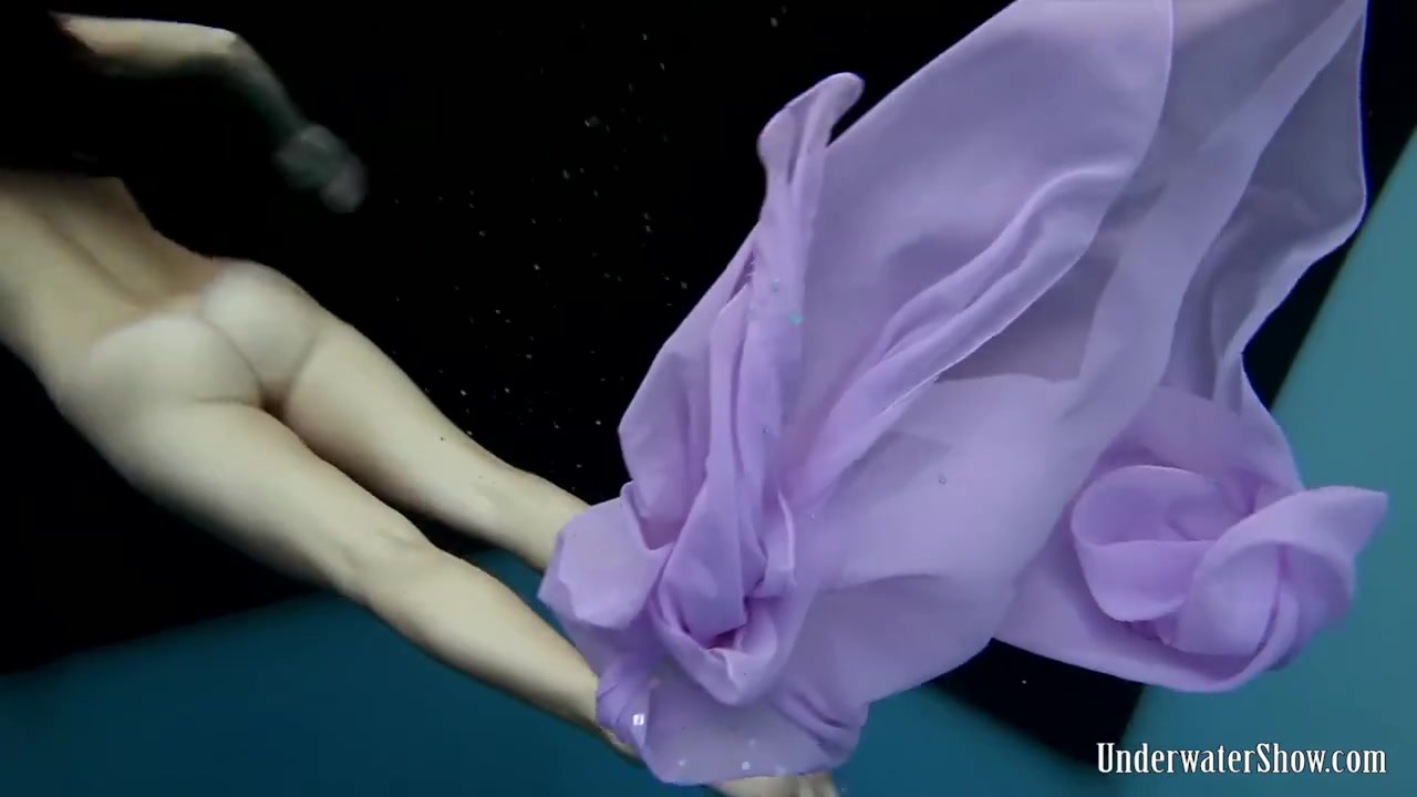 Aneta's amateur dirt by Underwater Show Free Porn Videos | BestPornHubs.