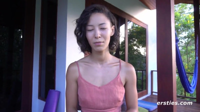 Kira's intimate moments dirt