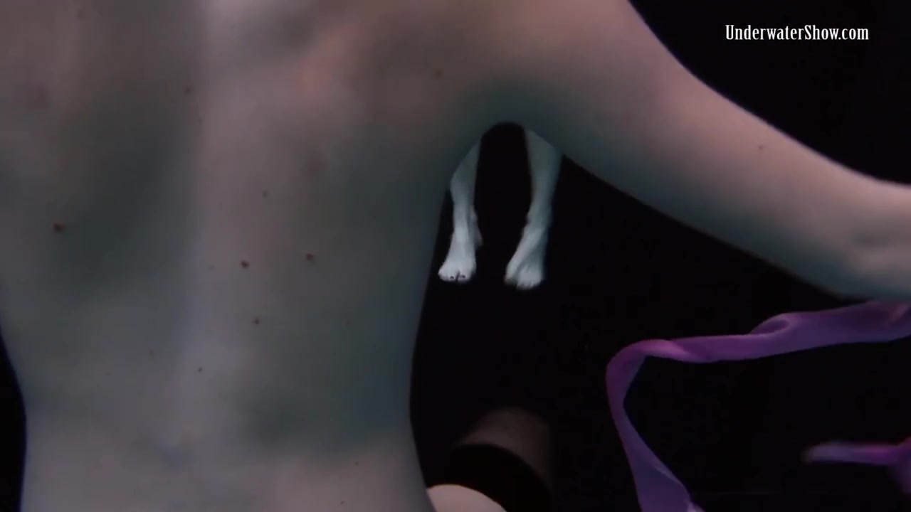 Well-made dona at shower dirt Free Porn Videos | BestPornHubs.
