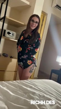 Rosy Richh Des - creampie trailer - Verified Amateurs