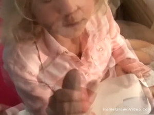 Trimmed pussy video with winning femme from Homegrown Video