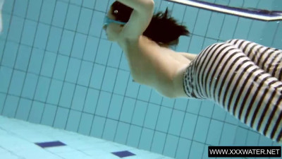 Flirtatious slag's underwater teen smut