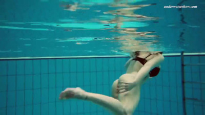 Underwater Show - public clip