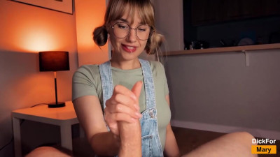 Watch slutty DickForMary's porn