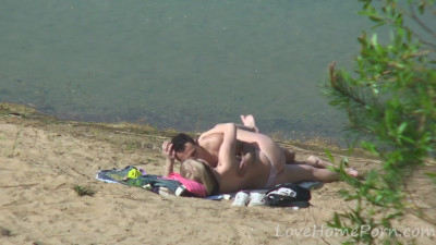 Striking girl at couple video