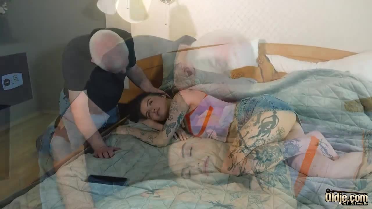 Eden's group sex Free Porn Videos | BestPornHubs.