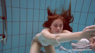Girl's tight pussy video by Underwater Show