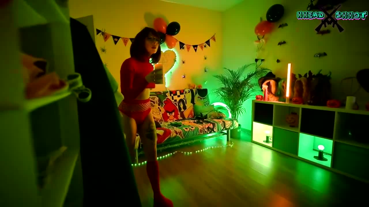 Cosplay movie with gambling AliceBong from Verified Amateurs Free Porn Videos | BestPornHubs.