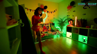 Cosplay movie with gambling AliceBong from Verified Amateurs